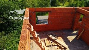 Строительство загородного дома из кирпича